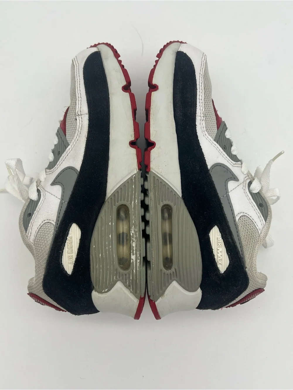 Nike Air Max Kids size 2Y Grey White Red sneakers boys shoes 2 athletic gym